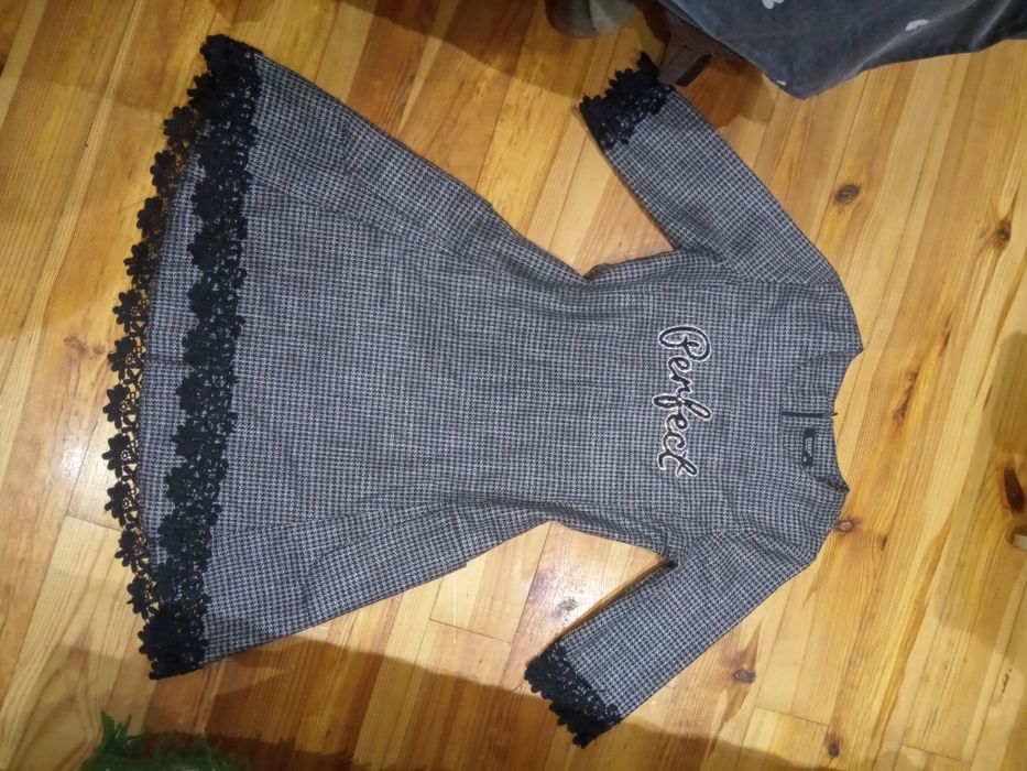 Красивое платье размер 36