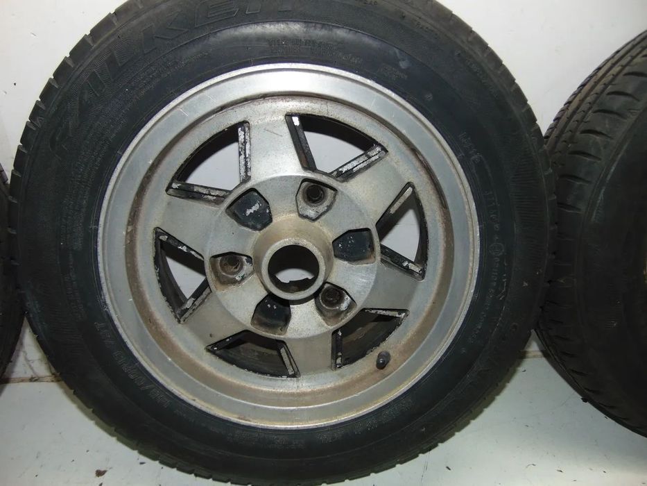 Renault 4F/4L Jantes especiais " usado em bom estado