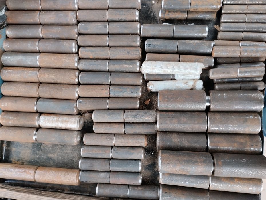 Продам точёные петли на ангар 50-240мм