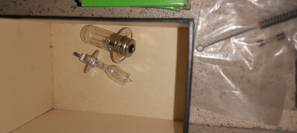 Lâmpadas para projectores de slides64737827261314121