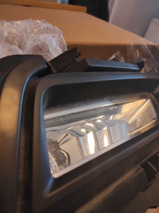 Farol Nevoeiro LED original - Nissan Micra V k14