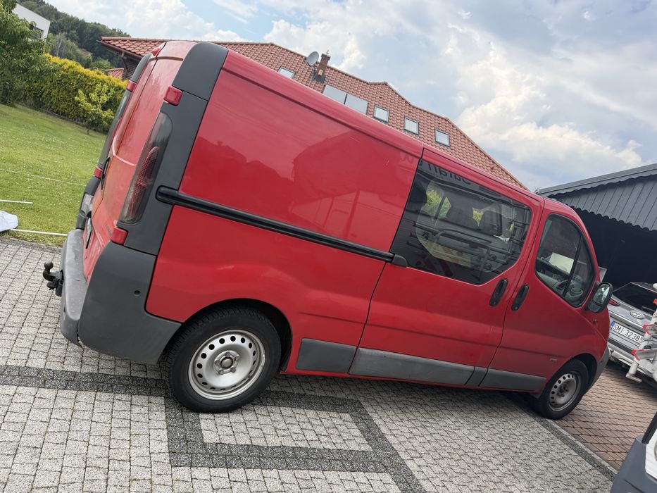 Opel Vivaro  long 1.9td klimatyzacja