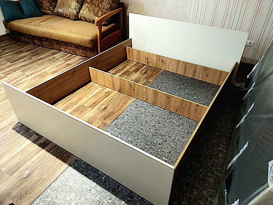 Акция! Двуспальная КРОВАТЬ с МАТРАСОМ 160*200 см на складе в Черкассах