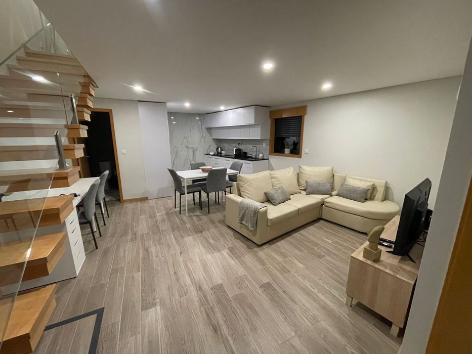 Quartos PARTILHADOS c/ Wc privativo  ao ISCAP/a 2KmPolo Universitário