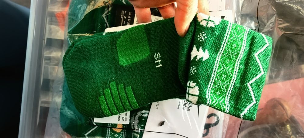 Nike Elite Christmas Skarpetki Świąteczne Zielone Rozmiar 34-37