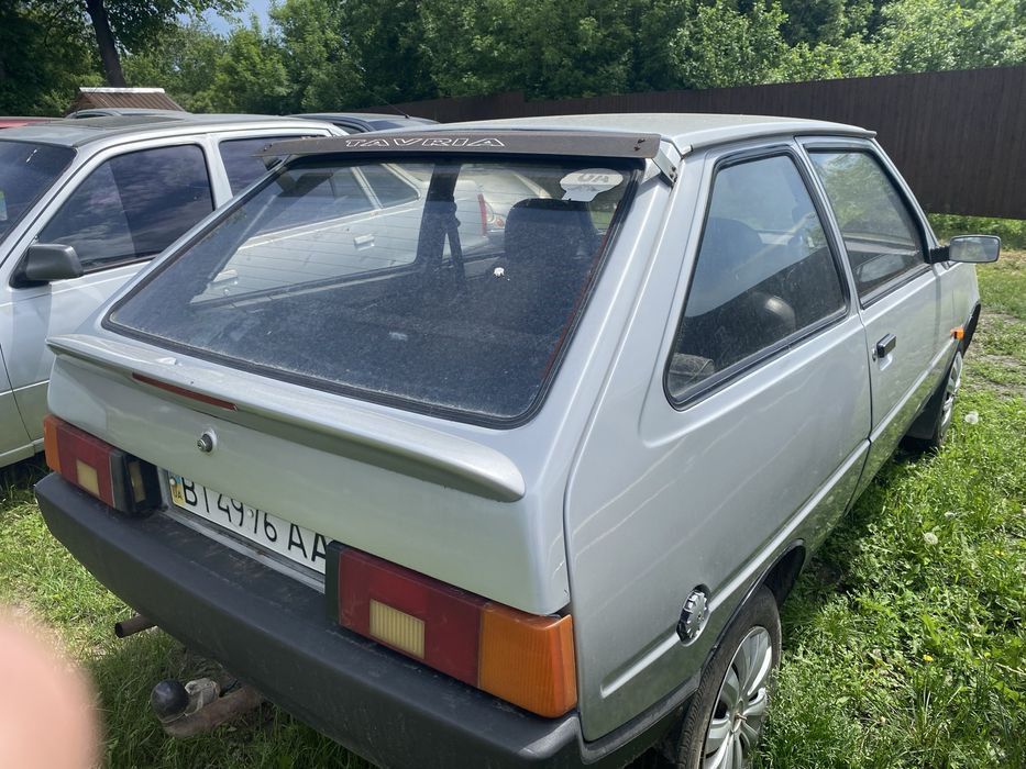 Продам автомобіль ЗАЗ Таврія