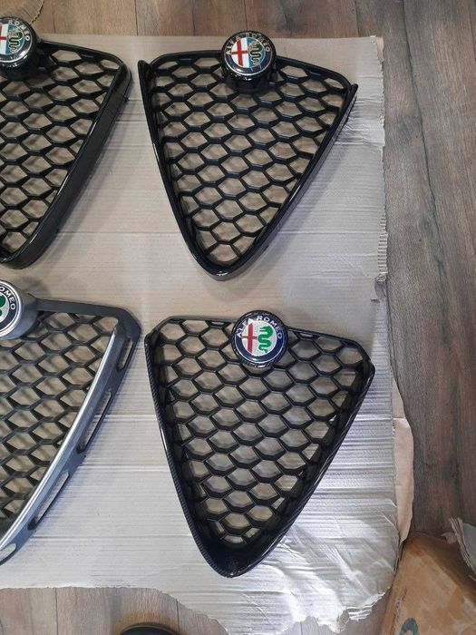 Решітка бампера Alfa Romeo Giulia Stelvio радар підсилювач