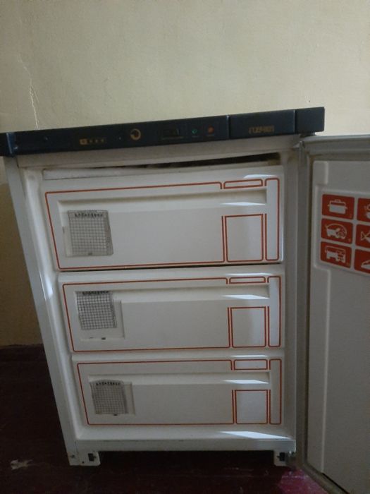 Морозильная камера ГИОЧЕЛ(Молдова)б/у.