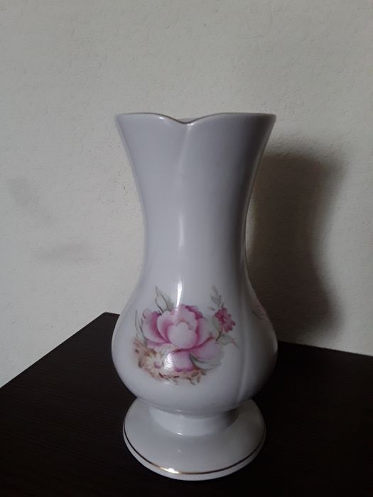 Вазон для квітів .