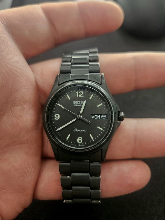 Seiko Chronos Quartz 8123-6300 32mm Vintage 1982