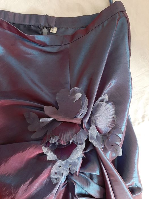 Suknia satynowa, długa, gorset