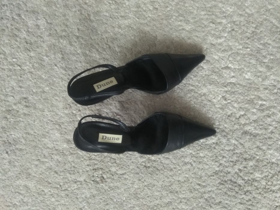 Eleganckie czarne szpilki