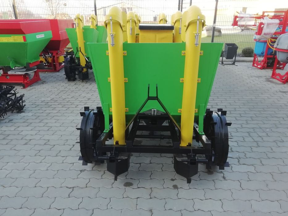 Сажалка польська bomet. Саджалка  Доставка