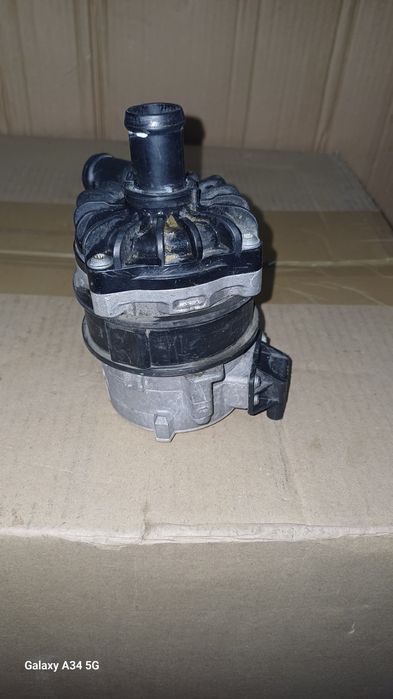 Dodatkowa pompa wody audi Rs5 a6