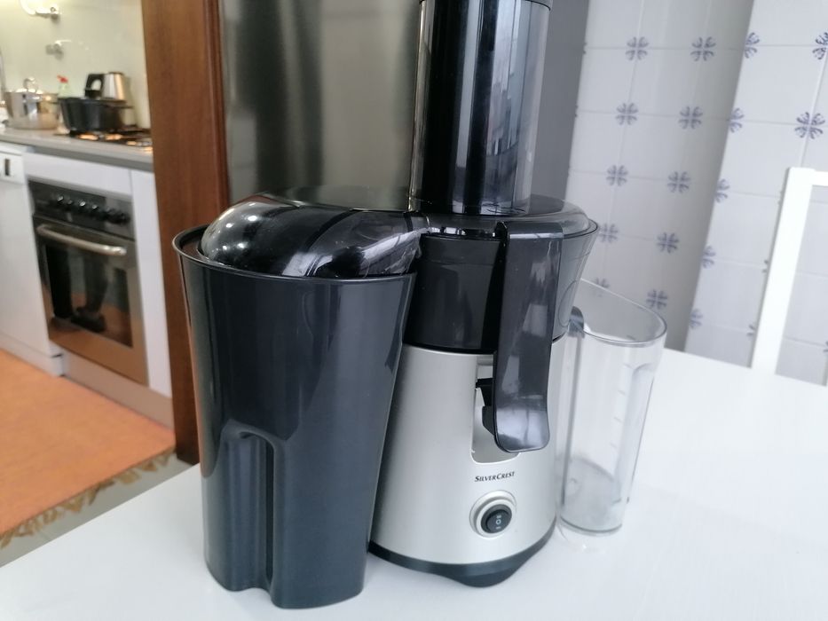 Maquina de fazer sumos SilverCrest