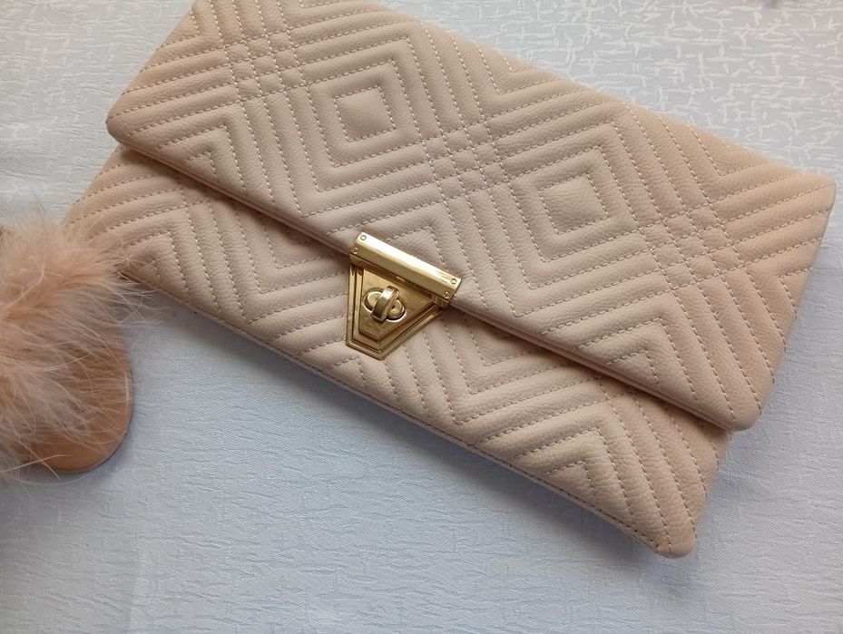 Клатч жіночий пудрового кольору