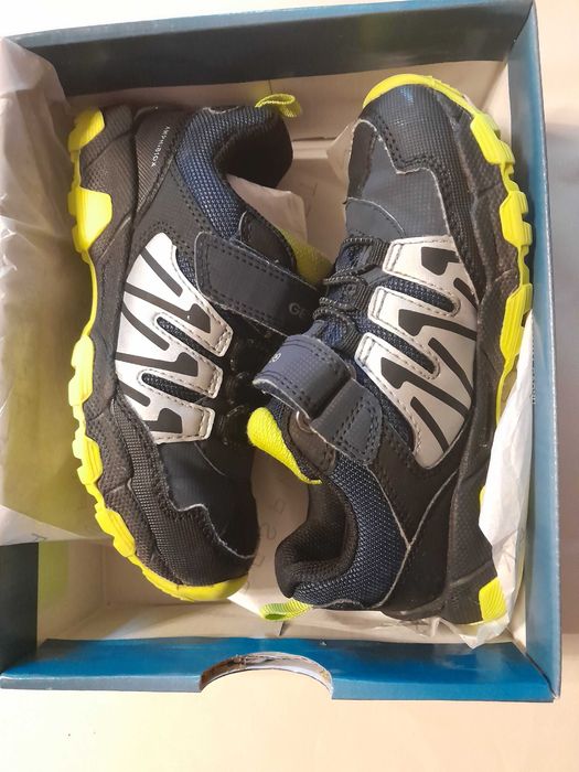 Buty dzieciece Geox magnetar 29 uzywane