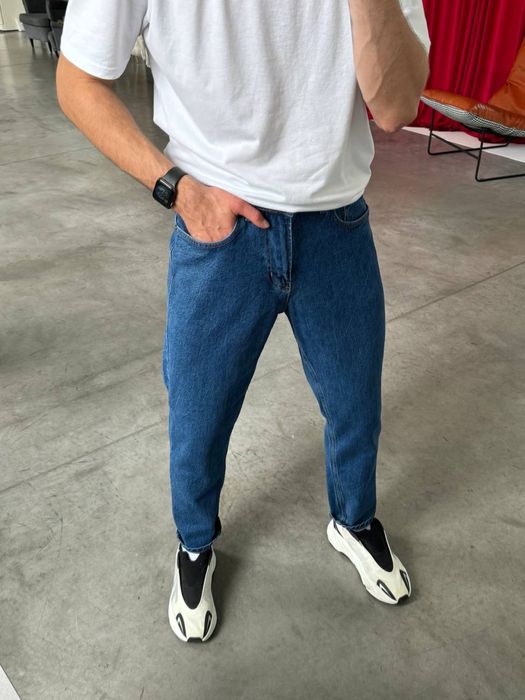 Чоловічі джинси мом