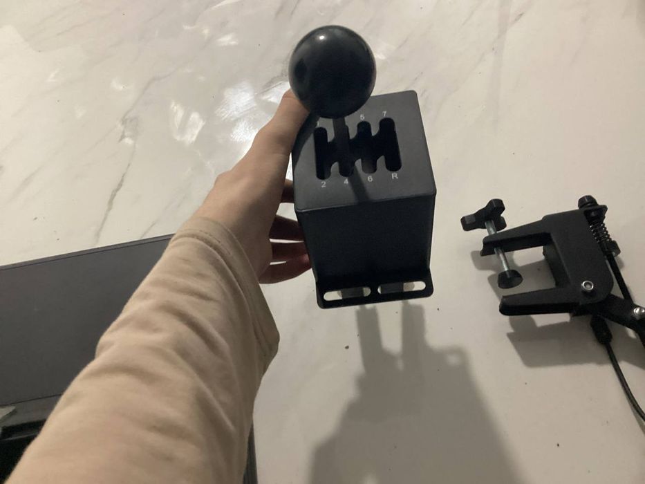 Thrustmaster T300 alcantara + КПП + ручник