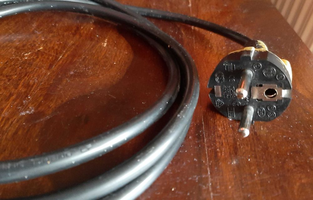 2 sprawne przewody elektryczne z odzysku