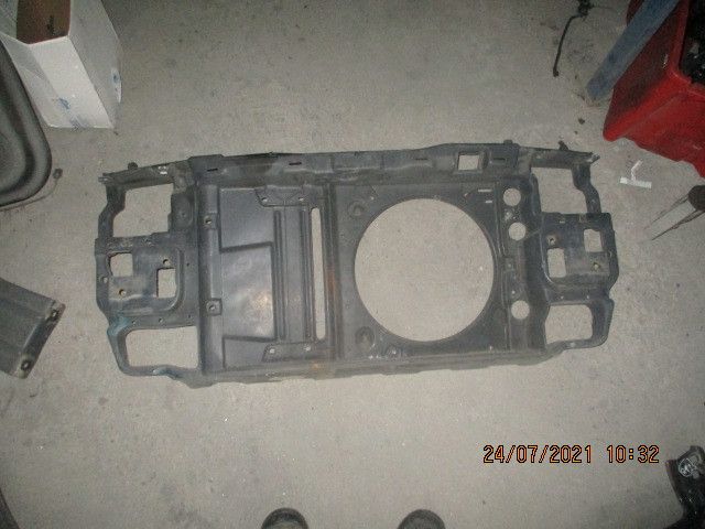 Frente em fibra ou chapa VOLKSWAGEN Polo (6N)