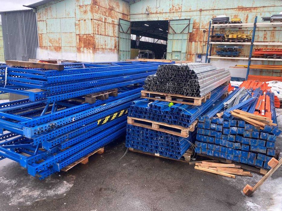 Продам вживані стелажі для складу. Поставка Березень 2026