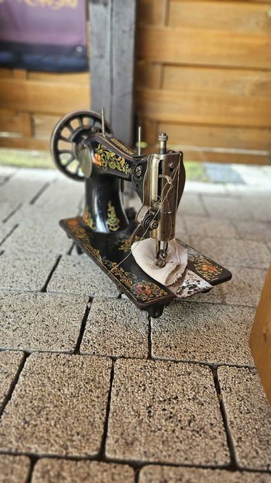 Zabytkowa maszyna do szycia RAST & GASSER – Piękny Vintage / Loft