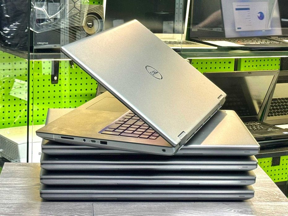 Dell Precision 7780 / Intel i9-13950HX | 128 GB DDR5 | RTX Quadro 5000