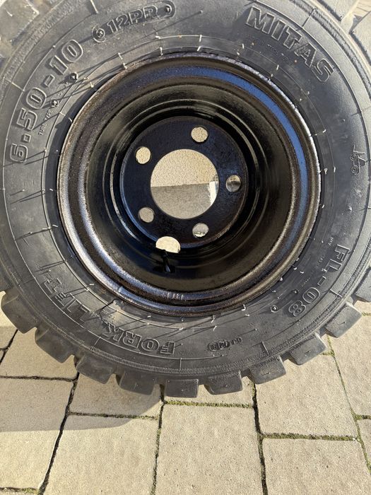 Opona do wózka widłowego MITAS