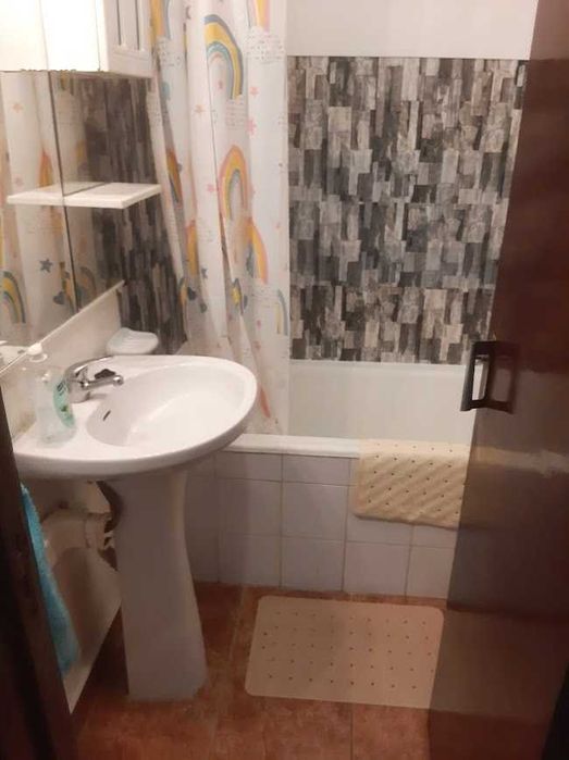 Aluga-se quarto no centro de Águeda