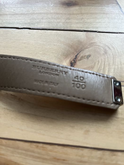 Pasek w krate Burberry