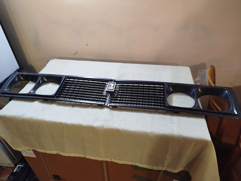 Решітка радіатора ВАЗ 2106, 2103