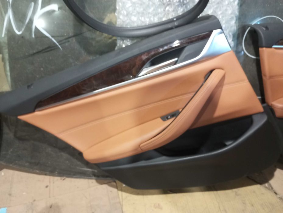 Комплект спорт салона Сидения + карты + декор BMW G30