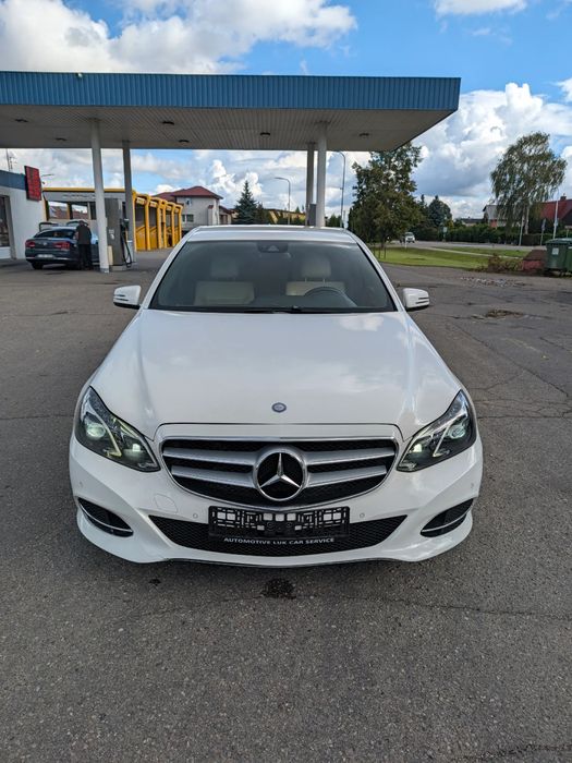 Mercedes Benz e 220 bluetec
