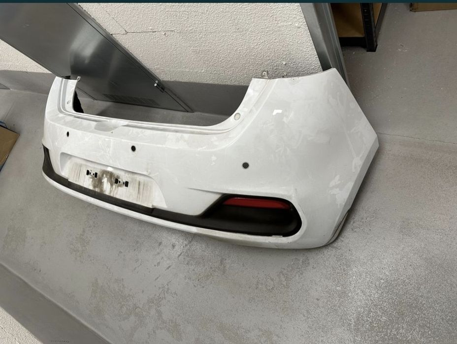 Zderzak kia ceed 2 II tylny tył hatchback HB biały