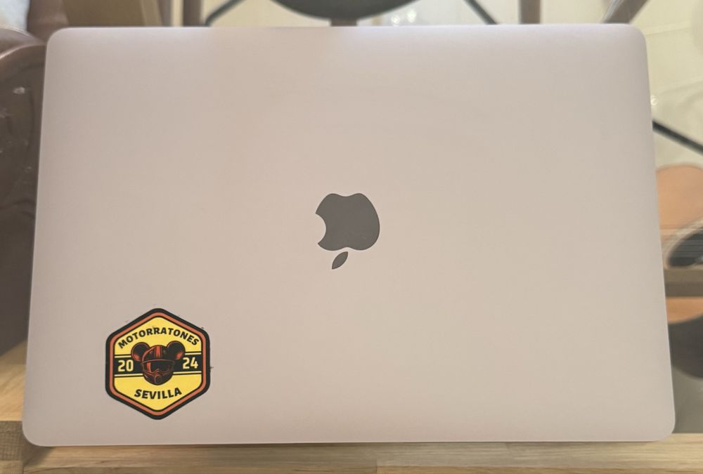 Macbook air 2020