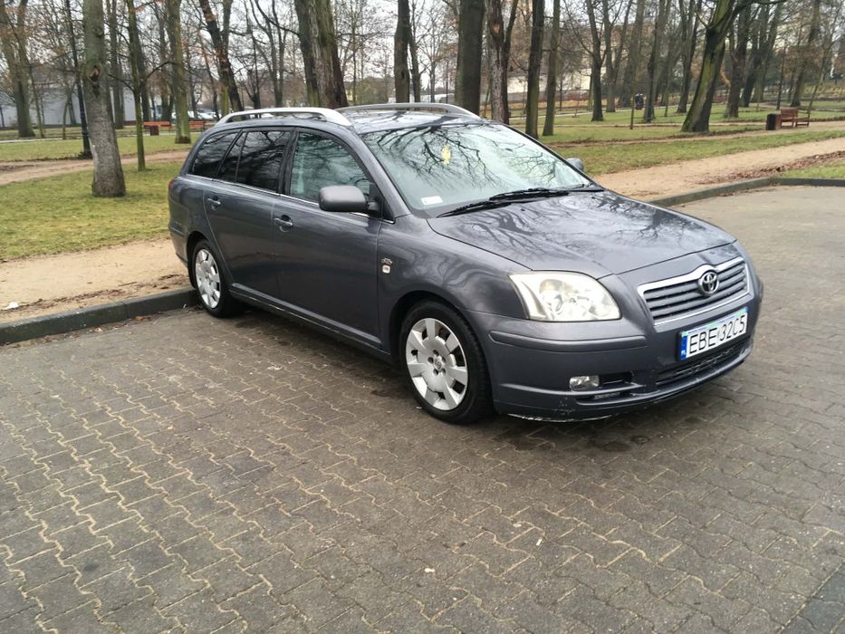 Toyota Avensis 2005 rok 2.0 D4D