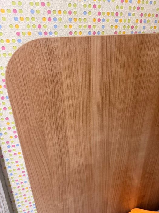 Продам кухонные столы