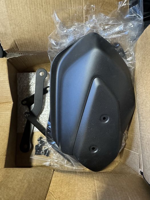 Osłony na kierownice Yamaha XMAX 125