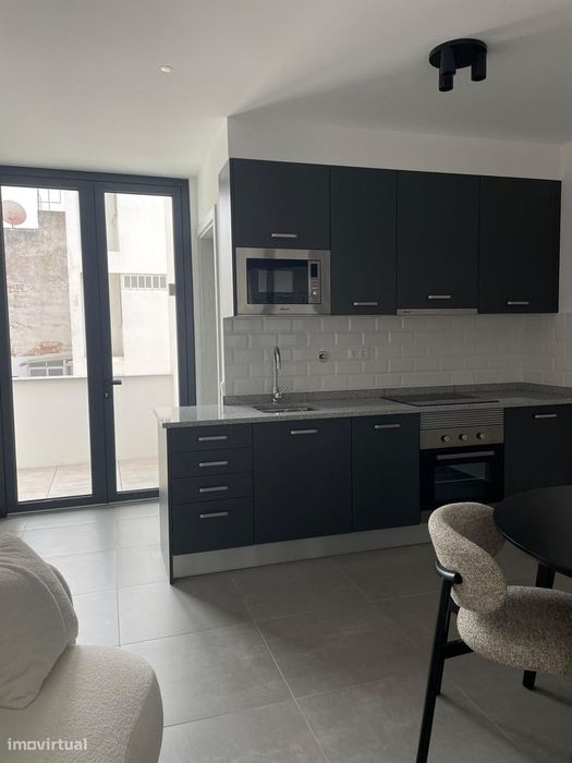 (OPORTUNIDADE) Arrendamento Anual T1 – Pronto a Habitar