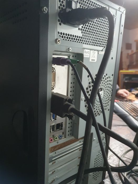 PC Desktop torre HIGHSCREEN