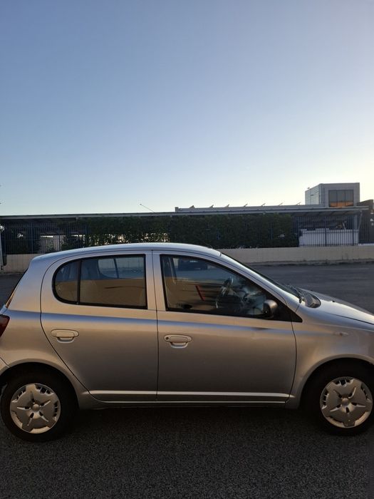 Toyota Yaris vvti