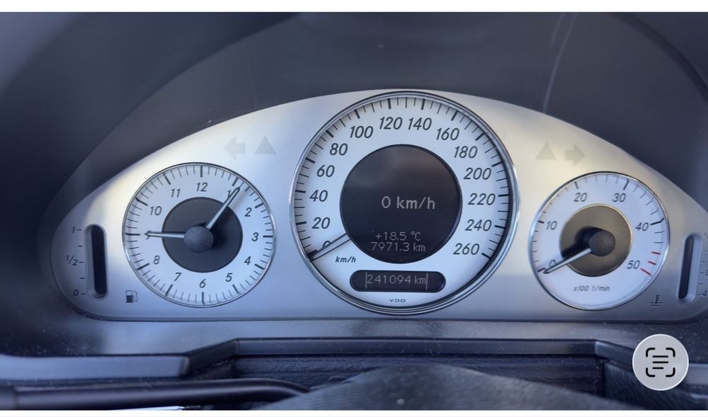 Mercedes E220 carrinha w211