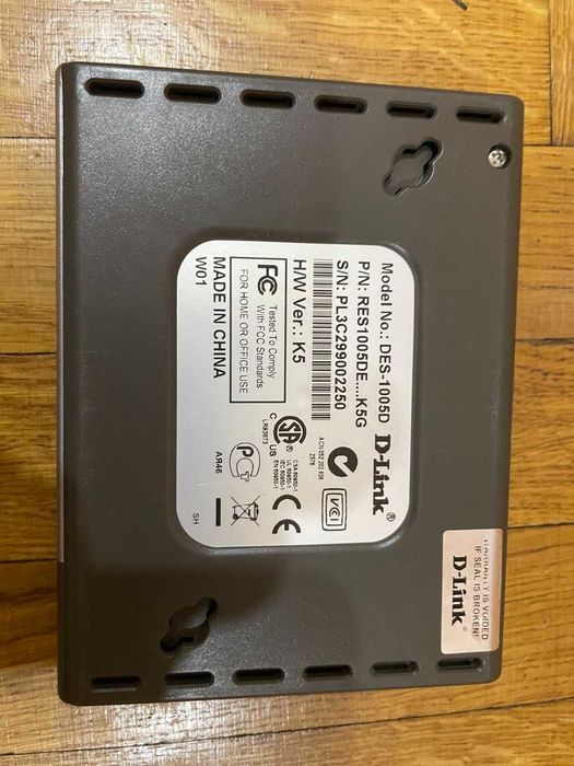 Комутатор D-Link DES-1005D