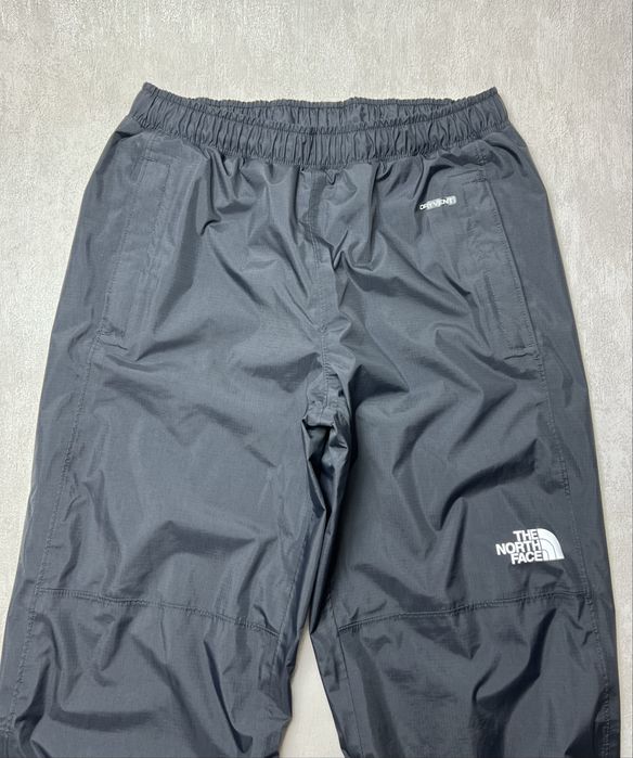 Чорні мембранні штани The North Face Venture 2 Half Zip
