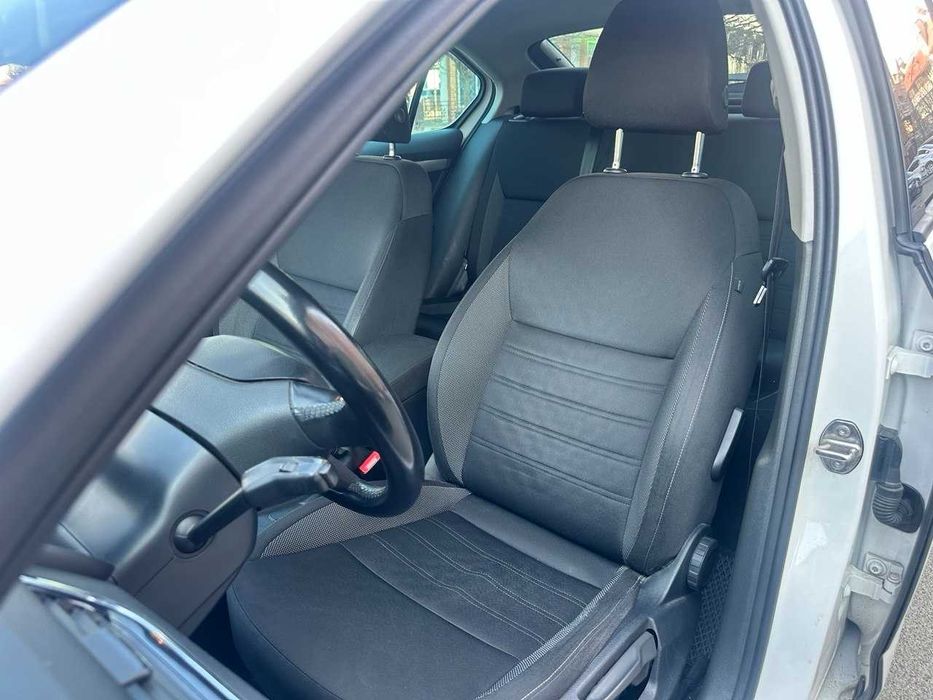 Skoda Octavia 2018 VIN TMBAG7NE8K0033568 фото оголошення 10 з 16
