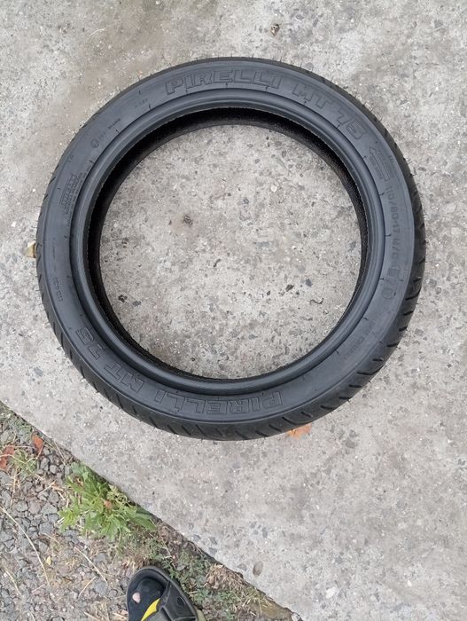 Pirelli 110/80 R17 нова мото шина покришка резина гума скат
