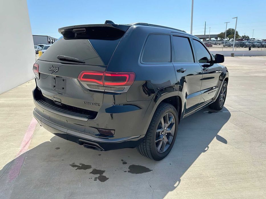 Jeep Grand Cherokee      2020