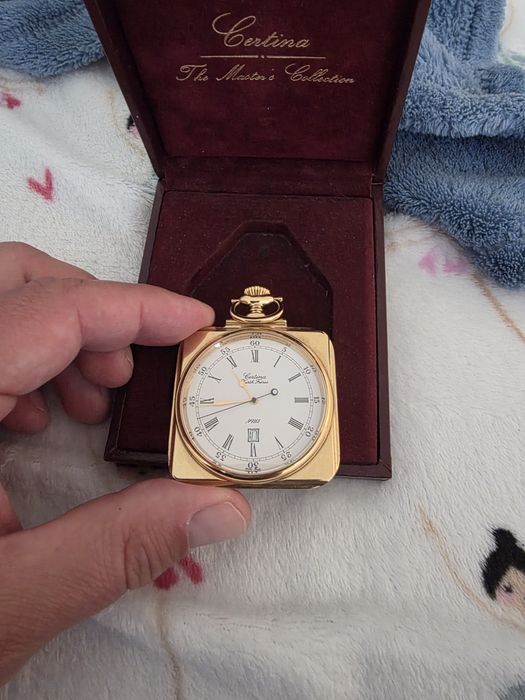 годинник Certina
