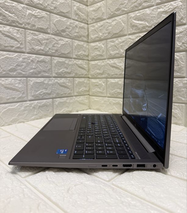 HP Zbook Firefly 15 G8 | i5-1145G7 | 16GB | 512GB SSD| NVIDIA T500 4GB